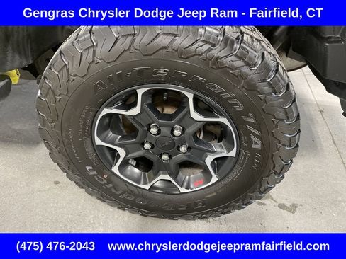 Used 2023 Jeep Wrangler Unlimited Rubicon w/ Cold Weather Group AWD/4WD image 15