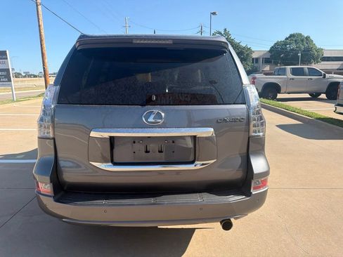 Used 2018 Lexus GX 460 Premium w/ Premium Package AWD/4WD image 26