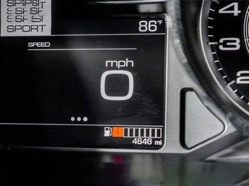 Used 2021 Ferrari Portofino M RWD image 40
