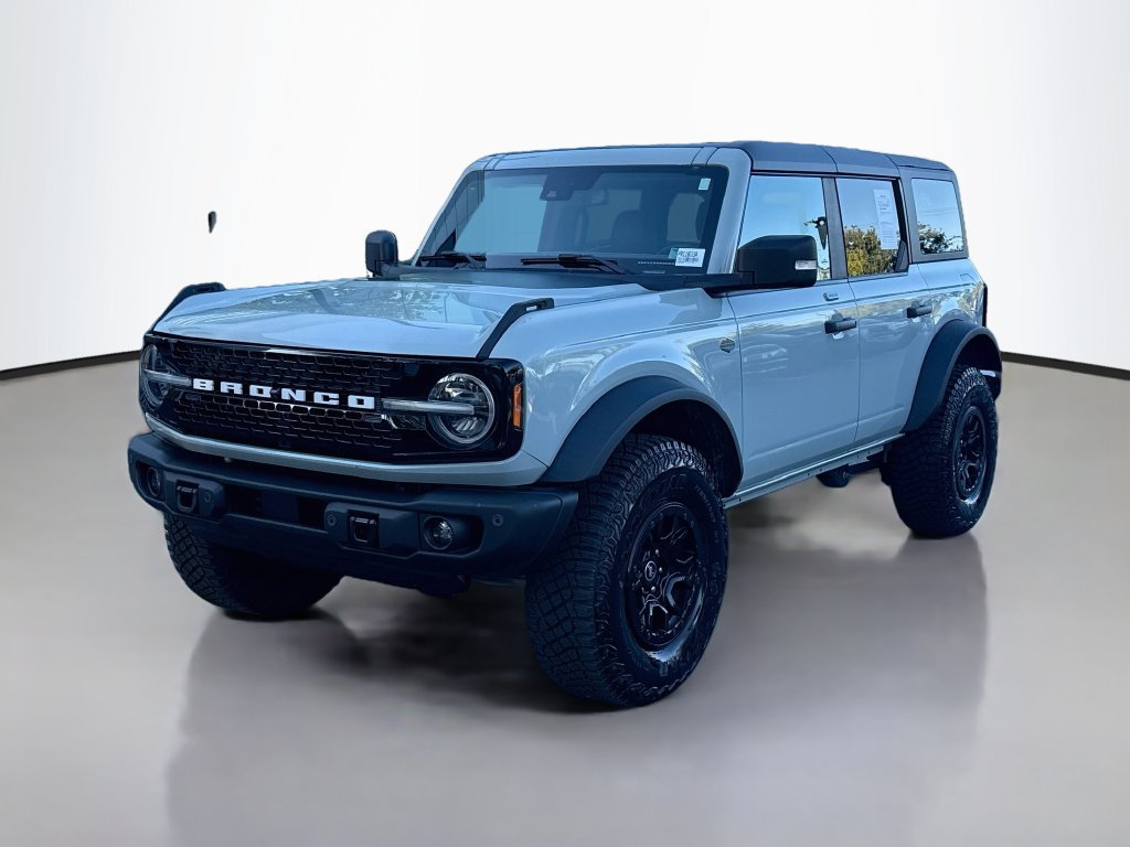 Used 2023 Ford Bronco Wildtrak AWD/4WD image 1