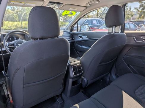 Used 2024 Kia Sportage LX image 22