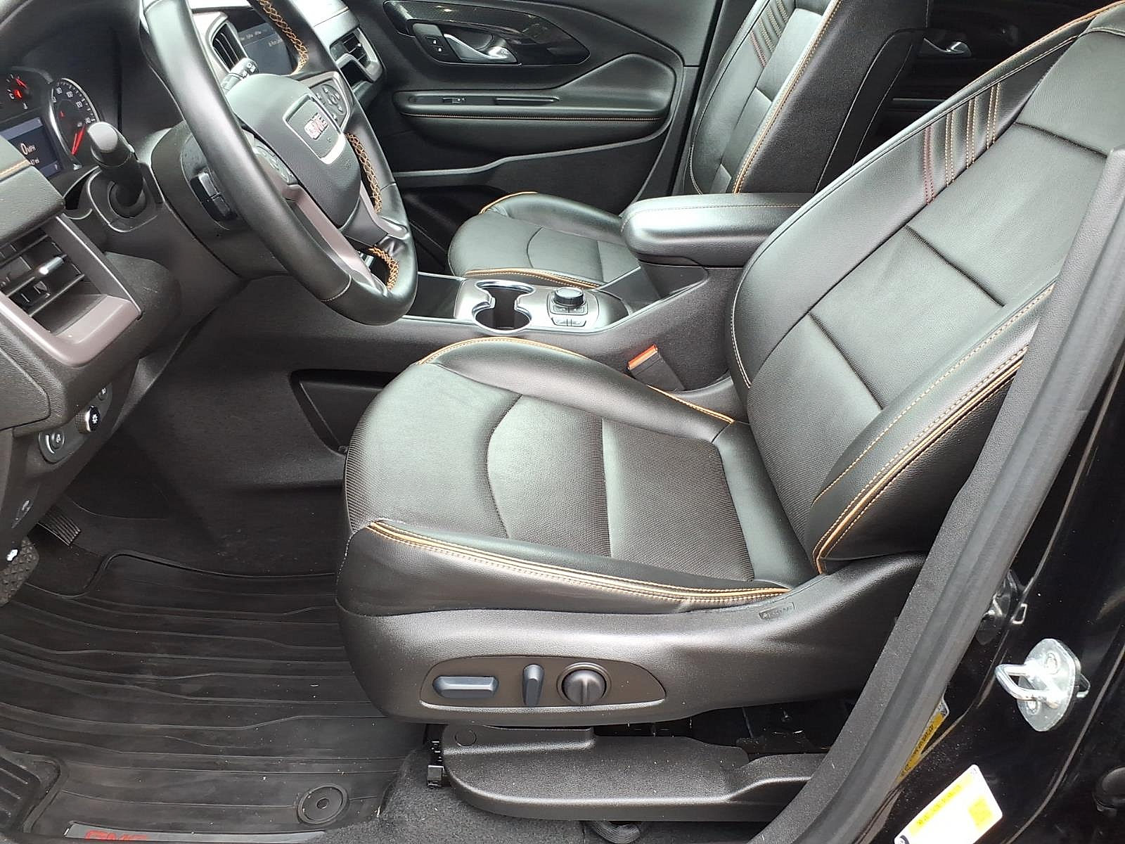 Used 2023 GMC Terrain AT4 AWD/4WD image 14