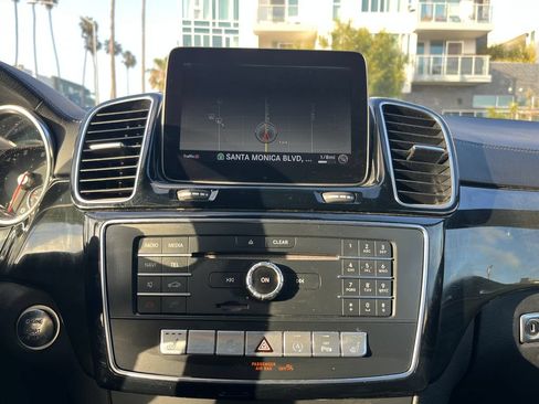 Used 2019 Mercedes-Benz GLS 450 4MATIC image 20