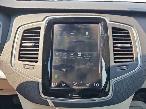 Used 2018 Volvo XC90 T5 Momentum w/ Convenience Package AWD/4WD image 21