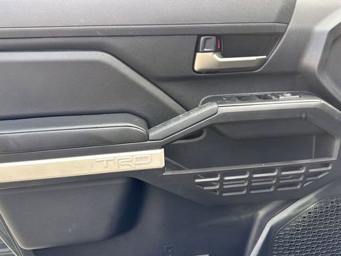 Used 2024 Toyota Tacoma TRD Off-Road image 22