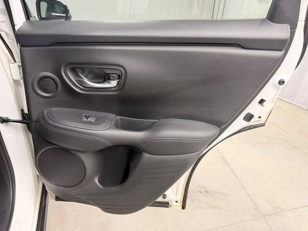 Used 2024 Honda HR-V EX-L image 39