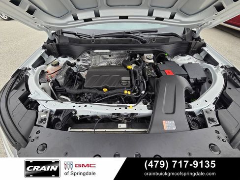 Used 2025 Chevrolet Trax LS w/ LS Convenience Package FWD image 31