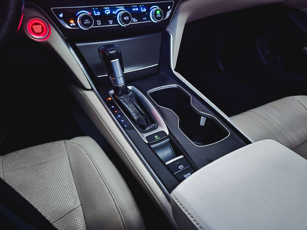Used 2018 Honda Accord EX-L image 28