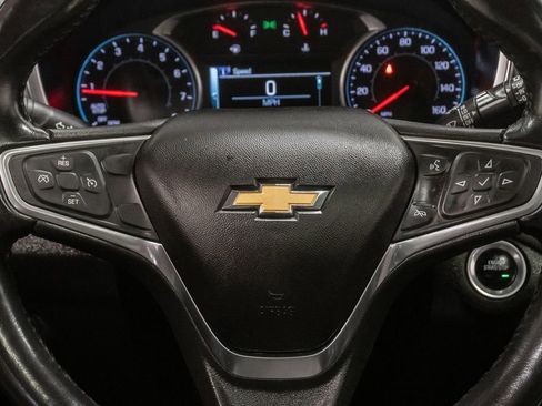 Used 2018 Chevrolet Equinox LT w/ Sun & Infotainment Package AWD/4WD image 14
