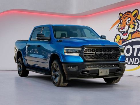 Used 2023 RAM 1500 Big Horn AWD/4WD image 3