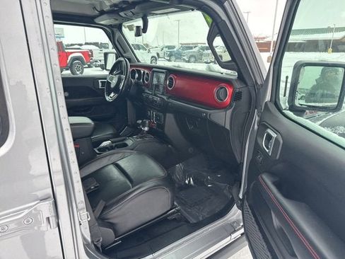 Used 2020 Jeep Gladiator Rubicon image 12