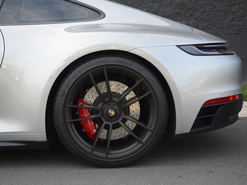 Certified 2023 Porsche 911 Carrera GTS image 30