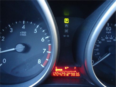 Used 2011 MAZDA MAZDA3 i Sport FWD image 26