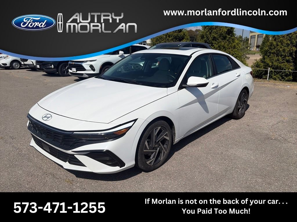 Used 2025 Hyundai Elantra Limited FWD image 1