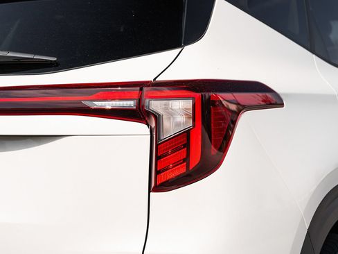 Used 2026 Kia Seltos S FWD image 14