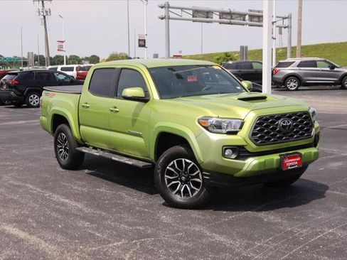 Certified 2023 Toyota Tacoma TRD Sport w/ Advanced Technology Package AWD/4WD image 2