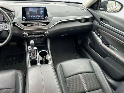 Used 2023 Nissan Altima 2.5 SR image 13