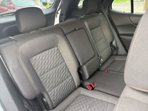 Used 2019 Chevrolet Equinox LT FWD image 27