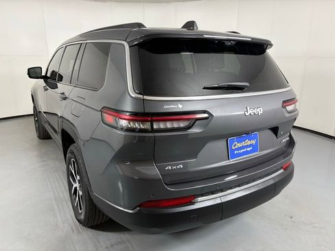 Used 2024 Jeep Grand Cherokee L Limited w/ Luxury Tech Group II AWD/4WD image 6