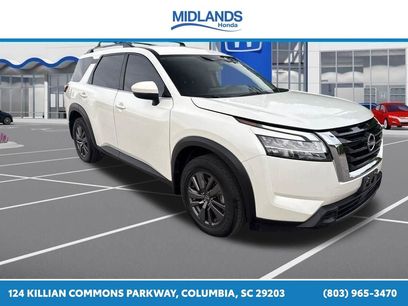 Used 2022 Nissan Pathfinder SV