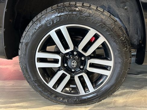 Used 2017 Toyota 4Runner Limited AWD/4WD image 26