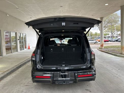 Used 2025 INFINITI QX80 Autograph w/ Premium Cargo Package AWD/4WD image 46