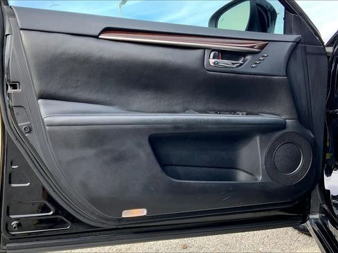 Used 2016 Lexus ES 350 image 43