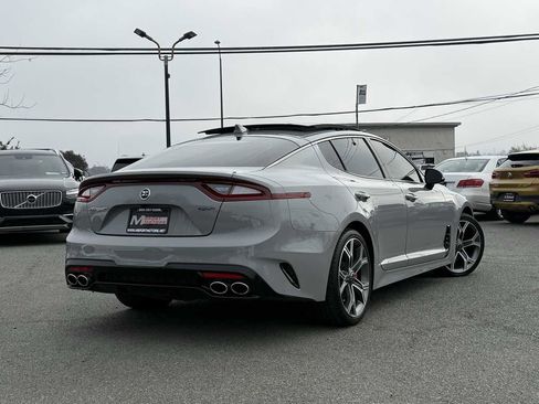 Used 2019 Kia Stinger GT1 image 10