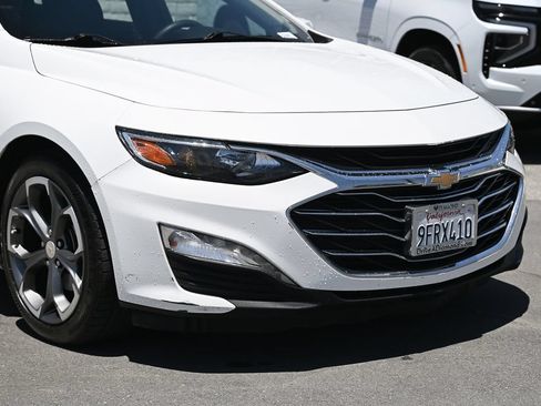 Used 2023 Chevrolet Malibu LT FWD image 9