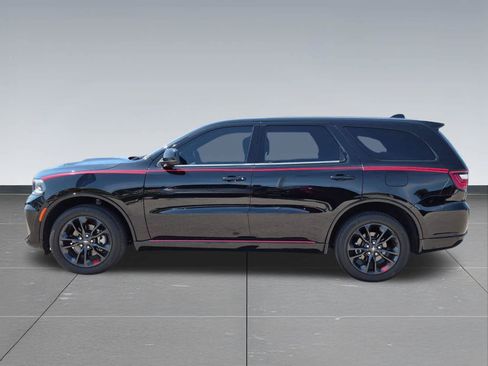 Used 2022 Dodge Durango GT w/ Blacktop Package AWD/4WD image 3