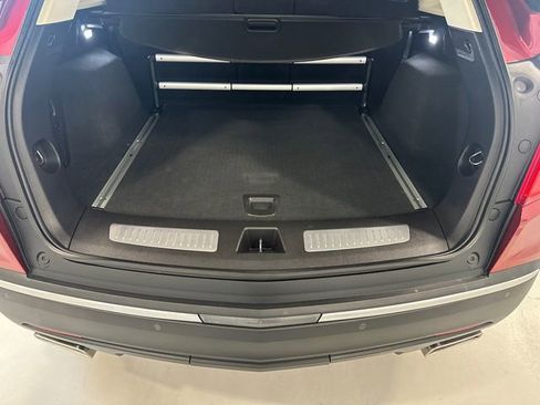 Used 2019 Cadillac XT5 Premium Luxury w/ Driver Assist Package AWD/4WD image 28