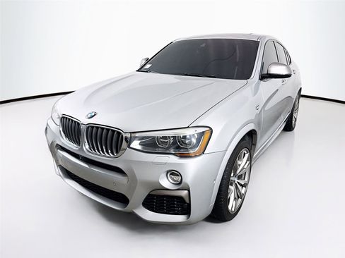 Used 2017 BMW X4 M40i image 3
