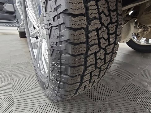 Used 2024 Ford F150 Lariat image 45