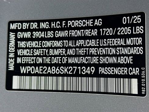 Certified 2025 Porsche 718 Cayman GT4 RS RWD image 25