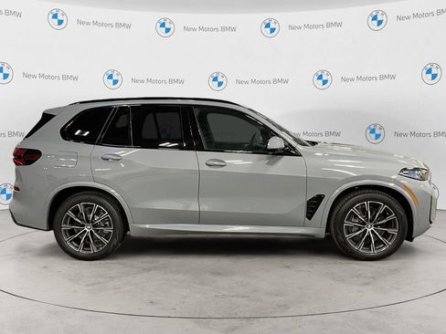 New 2026 BMW X5 xDrive50e w/ M Sport Package AWD/4WD image 6