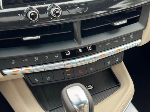 New 2025 Cadillac CT4 Premium Luxury image 31