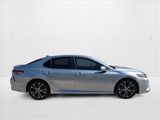 Used 2019 Toyota Camry SE image 4