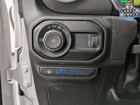 Used 2023 Jeep Wrangler Unlimited Rubicon 4xe w/ Cold Weather Group AWD/4WD image 22
