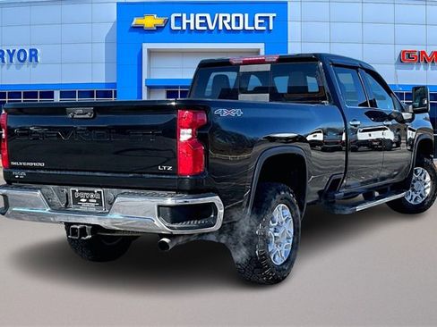 Used 2022 Chevrolet Silverado 3500 LTZ image 5