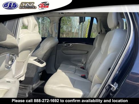 Used 2017 Volvo XC90 T6 Momentum w/ Vision Package image 17