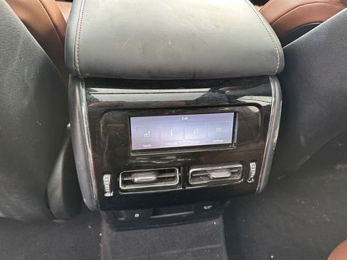 Used 2023 Lincoln Aviator Reserve w/ Equipment Group 201A image 17