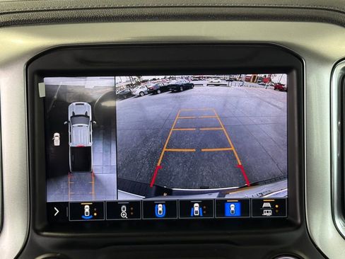 Used 2022 Chevrolet Silverado 2500 LTZ w/ LTZ Premium Package image 31