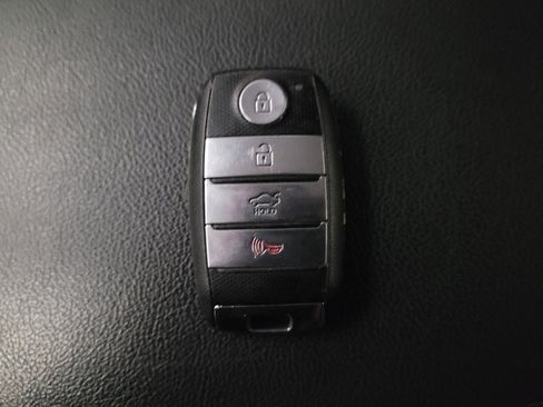 Used 2020 Kia Optima S w/ S Panoramic Sunroof Package FWD image 32
