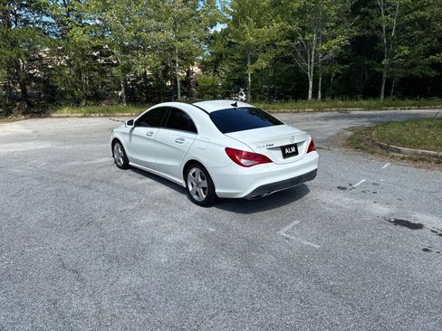 Used 2018 Mercedes-Benz CLA 250 image 3