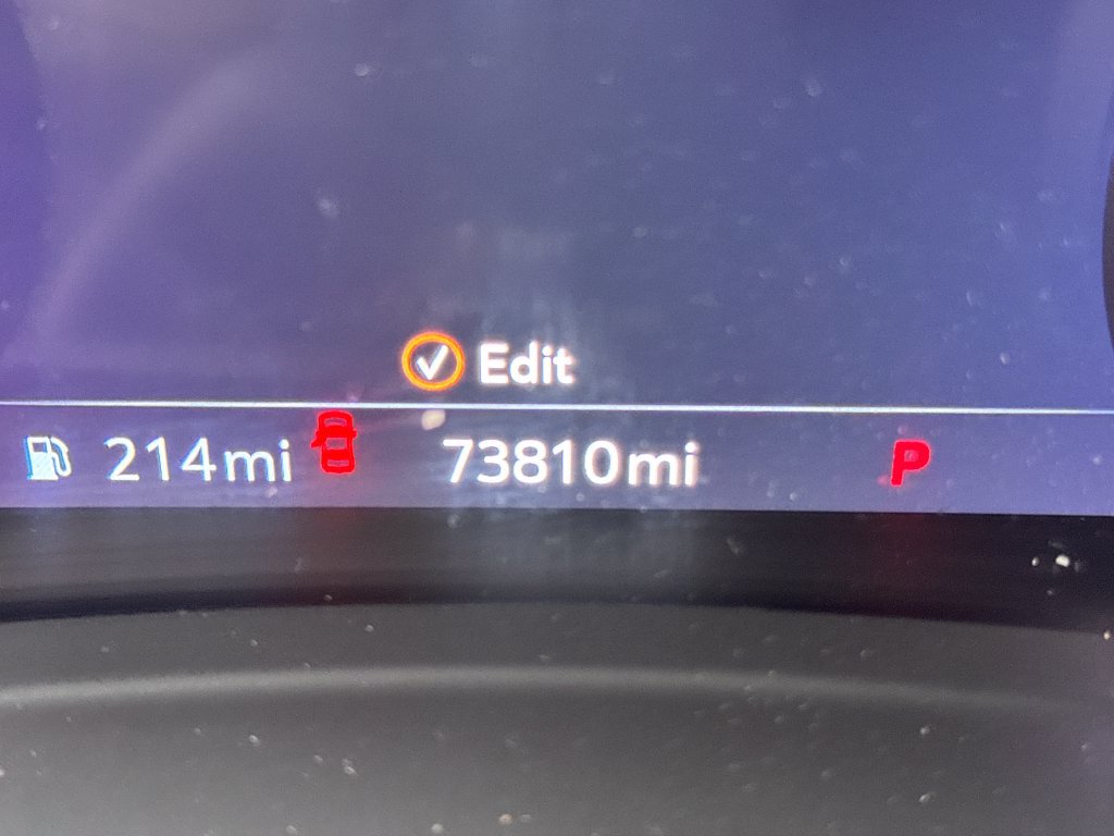 Used 2023 Buick Envision Essence FWD image 21