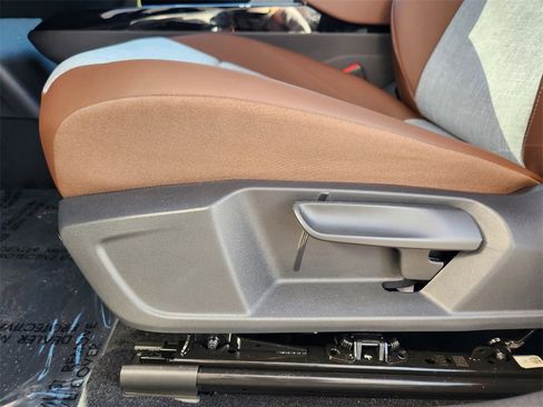 New 2026 Volkswagen ID.4 Pro image 7