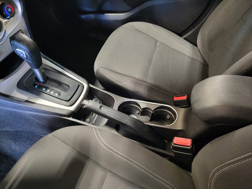 Used 2016 Ford Fiesta SE FWD image 26