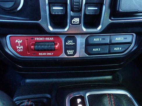 Used 2021 Jeep Wrangler Unlimited Rubicon AWD/4WD image 21