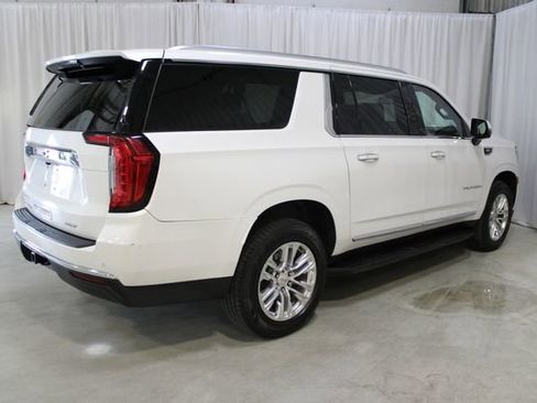 Used 2021 GMC Yukon XL SLT w/ SLT Premium Package AWD/4WD image 33