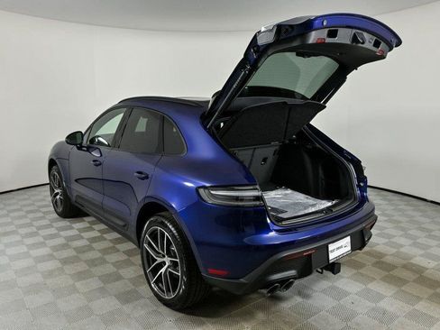 Used 2026 Porsche Macan AWD/4WD image 33